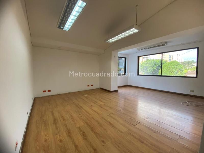 Casa Innovadora de 5 Alcobas en El Poblado - 8