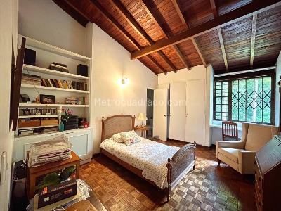 Casa en arriendo en El Poblado Las Lomas, Medellín · foto 7 de 12