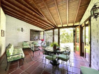 Casa en arriendo en El Poblado Las Lomas, Medellín · foto 9 de 12