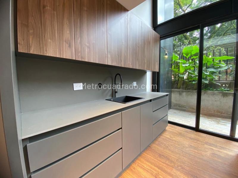 Apartamento de 1 alcoba con gimnasio en El Poblado Las Lomas - 4