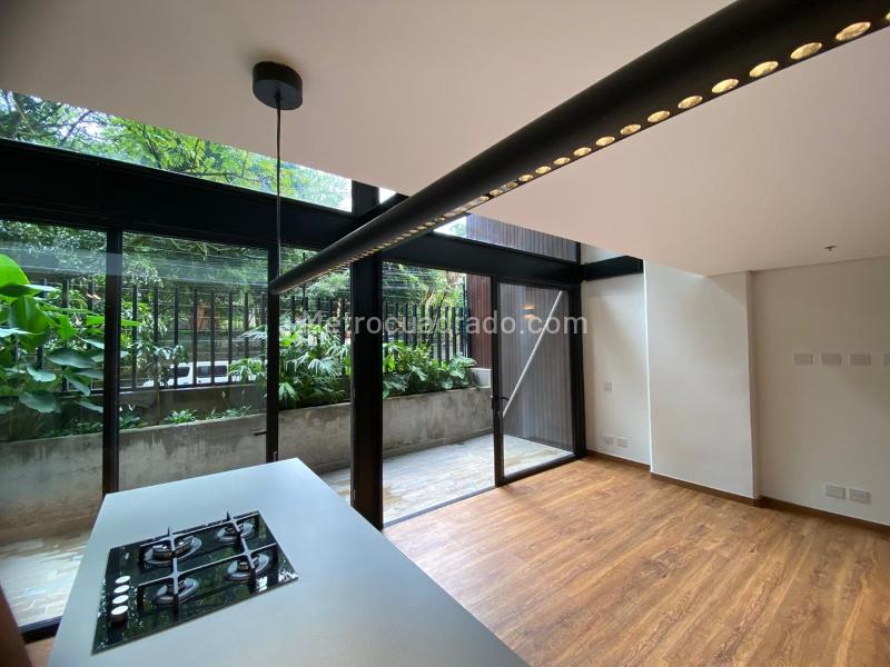 Apartamento de 1 alcoba con gimnasio en El Poblado Las Lomas - 8