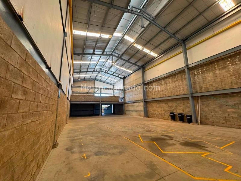 Bodega en Arriendo, Sector aeropuerto, Rionegro - Más