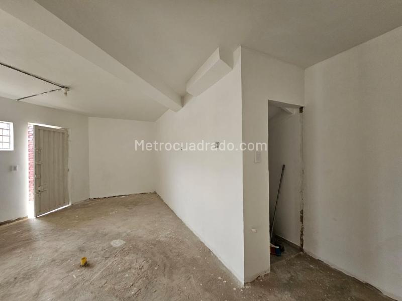 Local Comercial en Arriendo, POPULAR MODELO, Bogotá D.C. – další