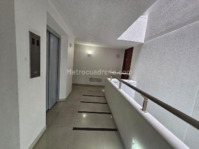 Apartamento de 3 alcobas en venta en Colina Campestre, Bogotá, 83 m² · foto 9 de 20