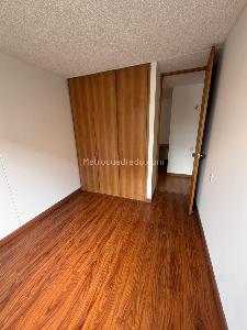 Apartamento de 3 alcobas en venta en Hayuelos, Bogotá, 76 m² · foto 18 de 20
