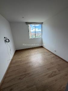 Apartamento de 3 alcobas en venta en Ciudadela La Felicidad, Bogotá, 124 m² · foto 12 de 20