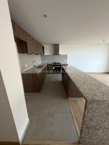 Apartamento de 3 alcobas en venta en Ciudadela La Felicidad, Bogotá, 124 m² · foto 4 de 20