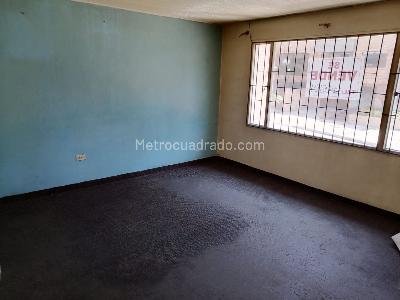 Casa de 4 alcobas en venta en Bella Suiza, Bogotá, 255 m² · foto 14 de 20