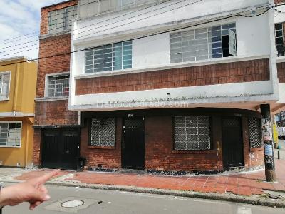 Casa en venta en Barrios Unidos, Bogotá · foto 2 de 16