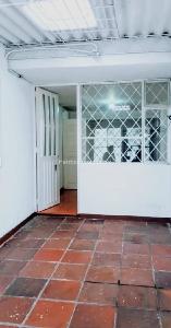 Casa de 5 alcobas en venta en Normandia Oriental, Bogotá, 500 m² · foto 9 de 18