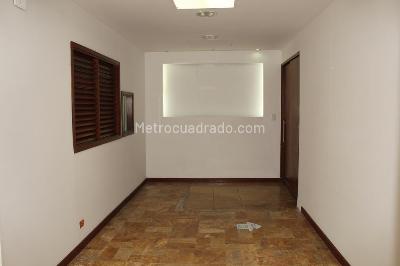 Casa de 5 alcobas en venta en Santa Margarita, Bogotá, 243 m² · foto 7 de 20