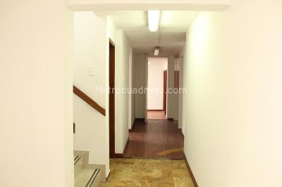 Casa de 5 alcobas en venta en Santa Margarita, Bogotá, 243 m² · foto 8 de 20