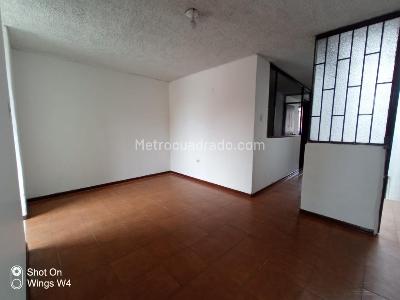 Casa de 5 alcobas en venta en Las Orquideas, Bogotá, 345 m² · foto 5 de 20