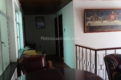 Casa de 5 alcobas en venta en San Felipe, Bogotá, 420 m² · foto 14 de 20