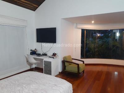 Casa de 3 alcobas en arriendo en Hacienda San Sebastian Pl, Bogotá, 320 m² · foto 8 de 20