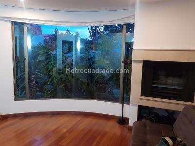 Casa de 3 alcobas en arriendo en Hacienda San Sebastian Pl, Bogotá, 320 m² · foto 9 de 20