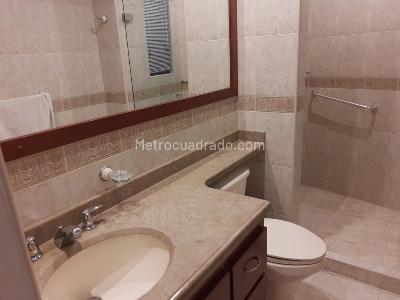 Casa de 3 alcobas en arriendo en Hacienda San Sebastian Pl, Bogotá, 320 m² · foto 13 de 20