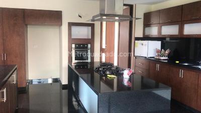 Casa de 4 alcobas en venta en Senderos De Canelon, Cajicá, 377 m² · foto 4 de 20