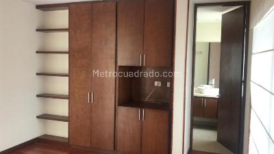 Casa de 4 alcobas en venta en Senderos De Canelon, Cajicá, 377 m² · foto 18 de 20
