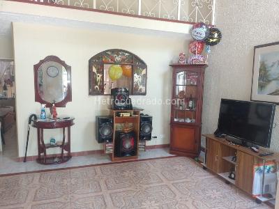 Casa de 3 alcobas en venta en Agua Blanca, Girardot, 67 m² · foto 7 de 20