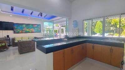 Casa de 5 alcobas en venta en El Peñon, Girardot, 780 m² · foto 8 de 20