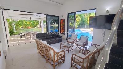 Casa de 5 alcobas en venta en El Peñon, Girardot, 647 m² · foto 2 de 20