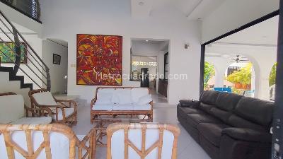 Casa de 5 alcobas en venta en El Peñon, Girardot, 647 m² · foto 4 de 20