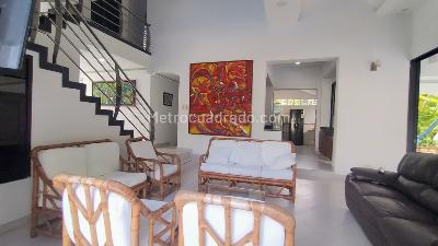 Casa de 5 alcobas en venta en El Peñon, Girardot, 647 m² · foto 5 de 20