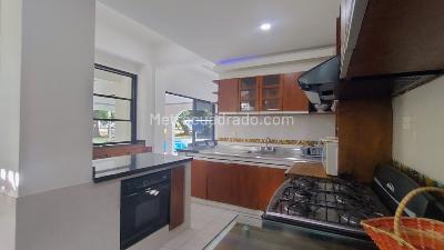Casa de 5 alcobas en venta en El Peñon, Girardot, 647 m² · foto 6 de 20
