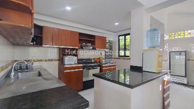 Casa de 5 alcobas en venta en El Peñon, Girardot, 647 m² · foto 9 de 20