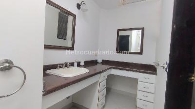Casa de 5 alcobas en venta en El Peñon, Girardot, 647 m² · foto 20 de 20