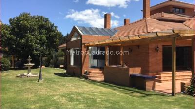 Casa de 5 alcobas en venta en Hacienda San Simon Pl, Bogotá, 518 m² · foto 16 de 20