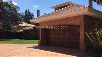 Casa de 5 alcobas en arriendo en Hacienda San Simon Pl, Bogotá, 518 m² · foto 11 de 20