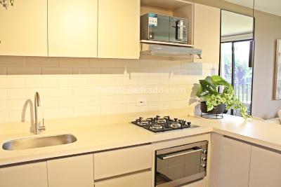 Apartaestudio en venta en La Sultana, Bogotá, 31 m² · foto 5 de 19