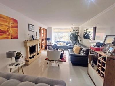 Apartamento de 3 alcobas en venta en La Carolina, Bogotá, 146 m² · foto 11 de 20