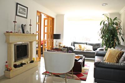 Apartamento de 3 alcobas en venta en La Carolina, Bogotá, 146 m² · foto 12 de 20