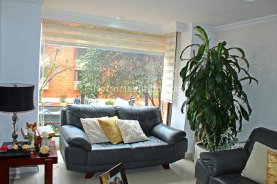 Apartamento de 3 alcobas en venta en La Carolina, Bogotá, 146 m² · foto 14 de 20