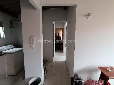 Apartamento en venta en Acanto, Mosquera · foto 2 de 6