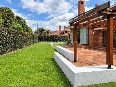 Casa de 4 alcobas en venta en Guaymaral, Bogotá, 418 m² · foto 3 de 20