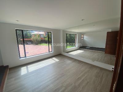 Casa de 4 alcobas en venta en Guaymaral, Bogotá, 418 m² · foto 19 de 20