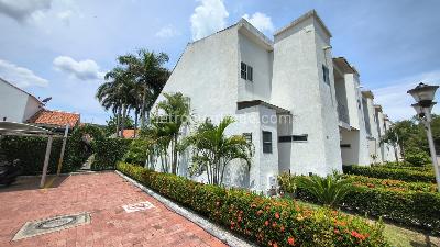 Casa de 4 alcobas en venta en Condominio Madeira, Girardot, 148 m² · foto 2 de 20