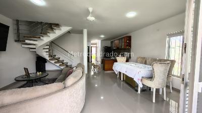 Casa de 4 alcobas en venta en Condominio Madeira, Girardot, 148 m² · foto 6 de 20