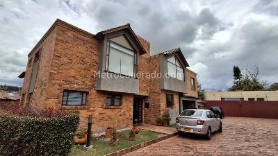 House for rent in San Jose De Bavaria, Bogotá