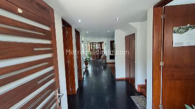 Casa de 4 alcobas en arriendo en San Jose De Bavaria, Bogotá, 350 m² · foto 2 de 20