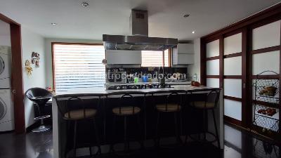 Casa de 4 alcobas en arriendo en San Jose De Bavaria, Bogotá, 350 m² · foto 8 de 20