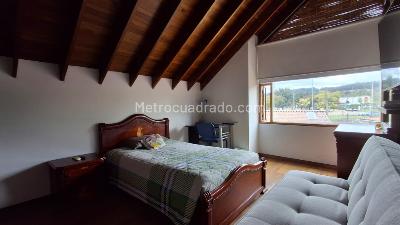 Casa de 4 alcobas en arriendo en San Jose De Bavaria, Bogotá, 350 m² · foto 14 de 20