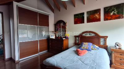 Casa de 4 alcobas en arriendo en San Jose De Bavaria, Bogotá, 350 m² · foto 17 de 20