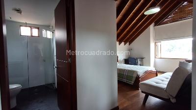 Casa de 4 alcobas en arriendo en San Jose De Bavaria, Bogotá, 350 m² · foto 18 de 20