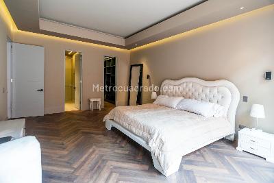 Apartamento de 2 alcobas en venta en Chico Norte, Bogotá, 145 m² · foto 10 de 20