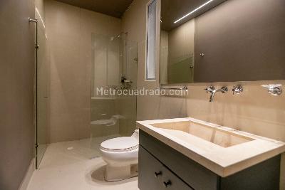 Apartamento de 2 alcobas en venta en Chico Norte, Bogotá, 145 m² · foto 19 de 20